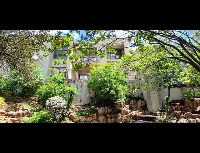 4 BEDROOM HOUSE FOR SALE IN ONTDEKKERSPARK